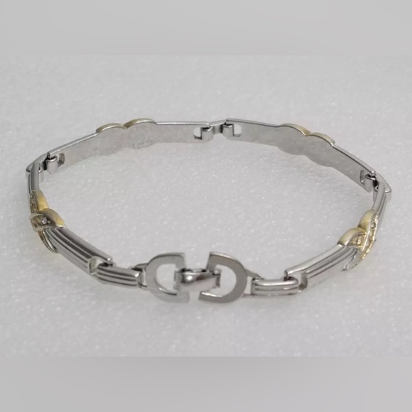 Vintage Christian DIOR Two Tone Kiss Cross X Bracelet - Picture 4 of 7